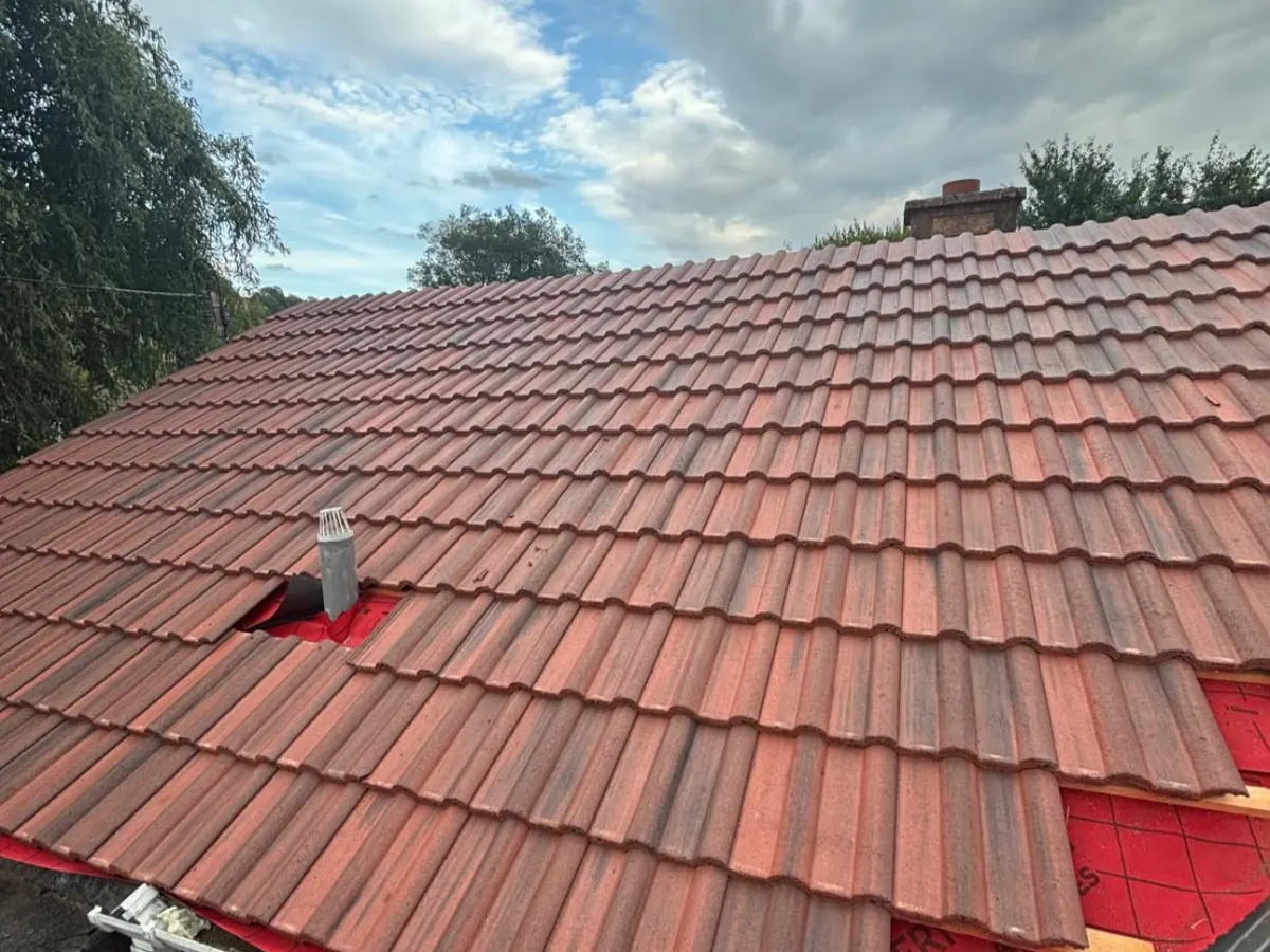 3. Finished tiled roof – re-roof by Stratton Roofing